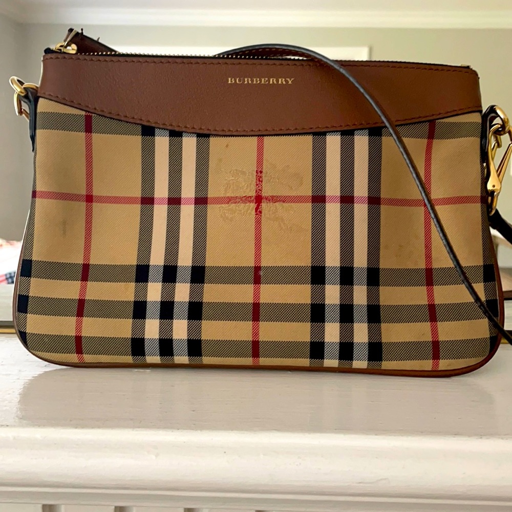 Barberry Crossbody bag.